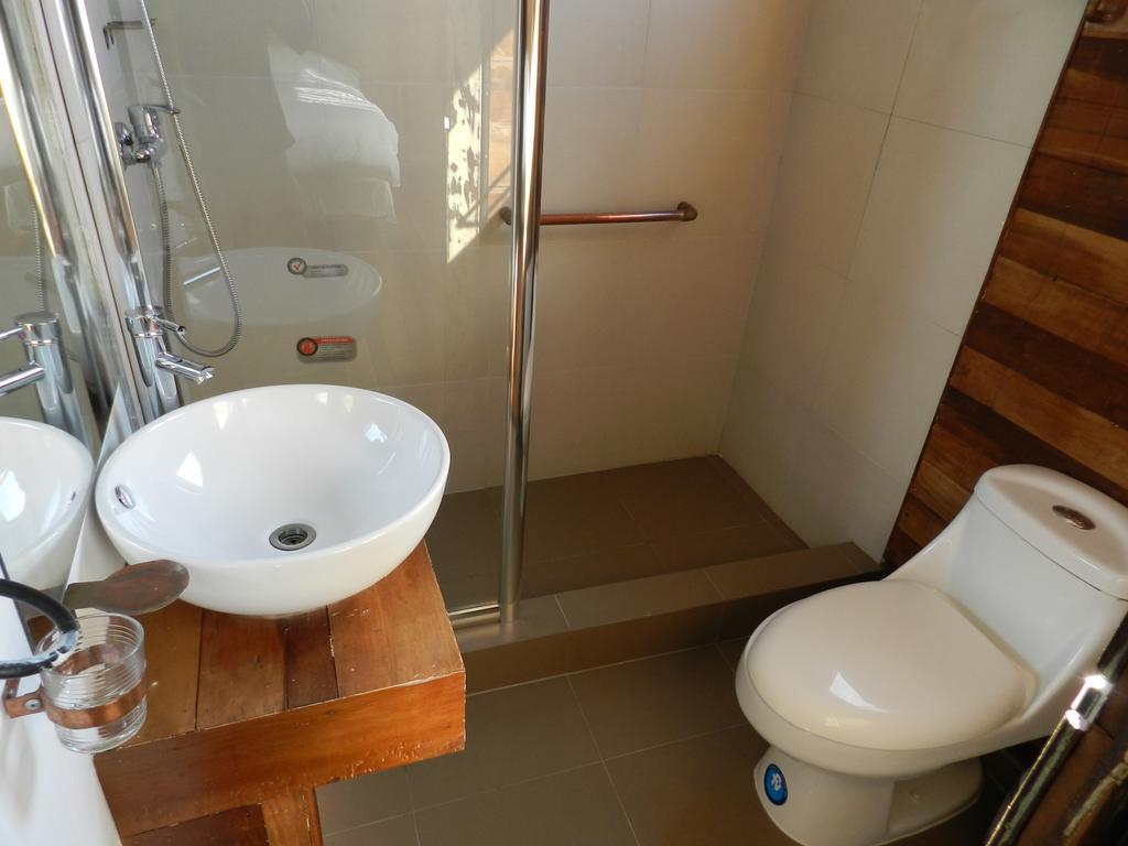 Aroma Verde Hotel فالديفيا الغرفة الصورة